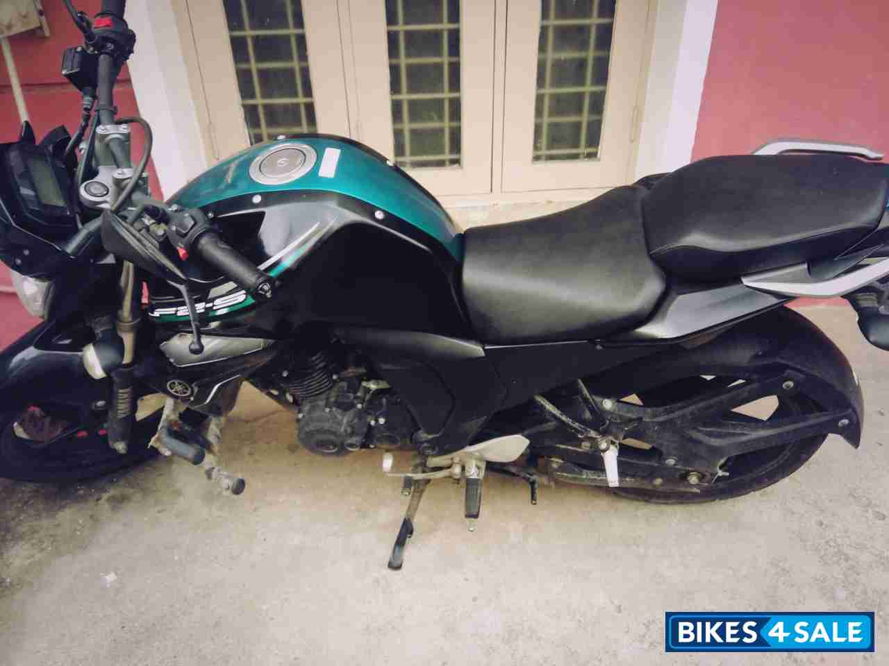 Green And Black Yamaha FZ-S FI V2