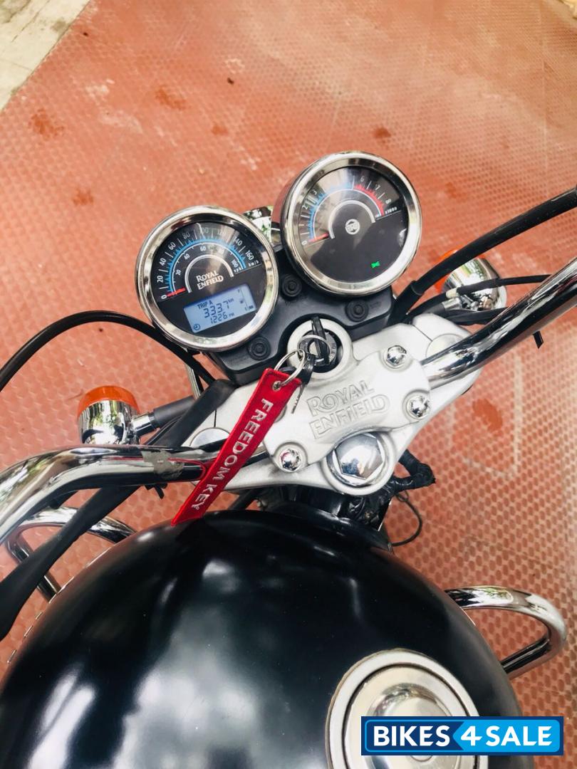 Matt Black Royal Enfield Thunderbird 350