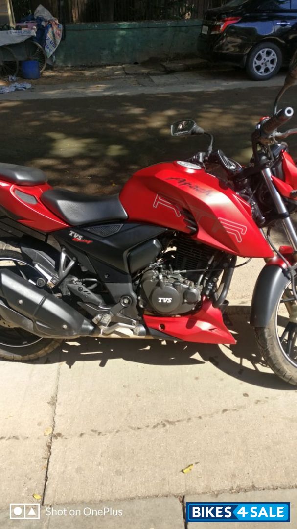 Matte Red TVS Apache RTR 200 4V Matte Red TVS Apache RTR 200 4V