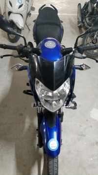 Royal Blue Bajaj Pulsar 135LS
