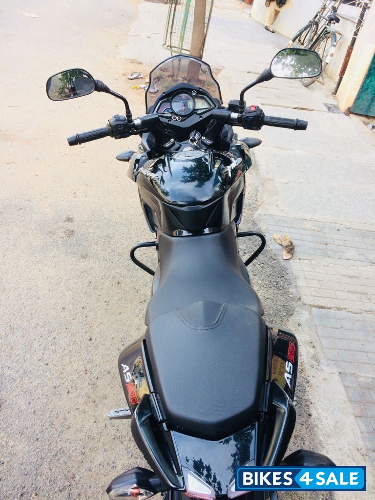 Black Bajaj Pulsar AS 200