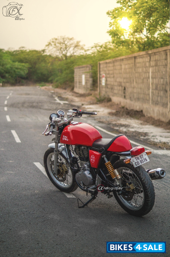 Red Royal Enfield Continental GT Red Royal Enfield Continental GT