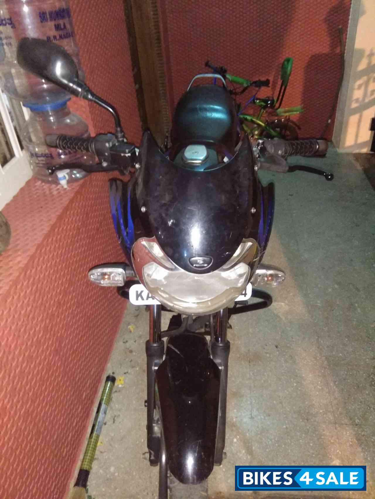 Black With Blue Bajaj Discover DTSi 150