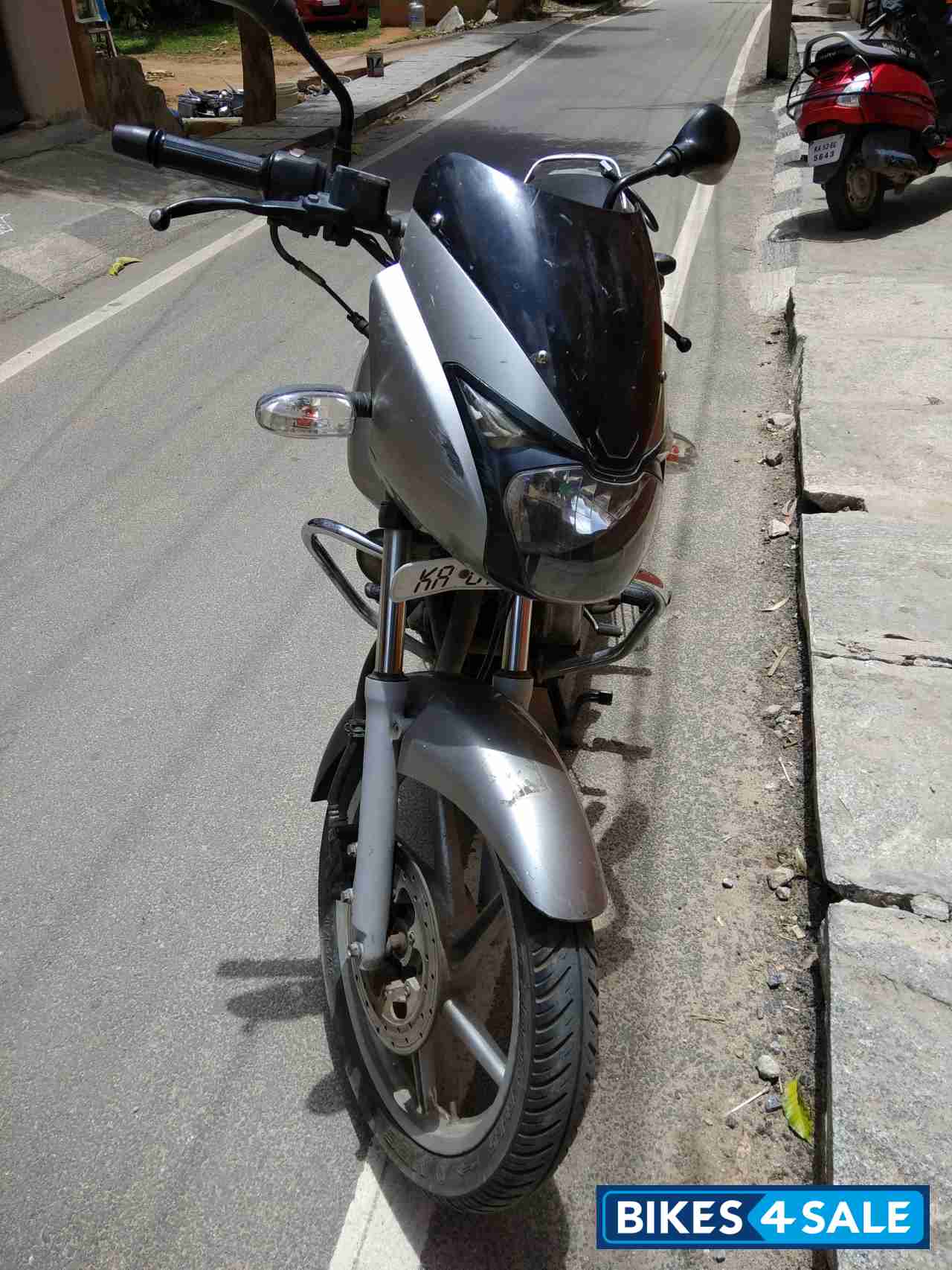 Bajaj Pulsar 150 DTSi Bajaj Pulsar 150 DTSi
