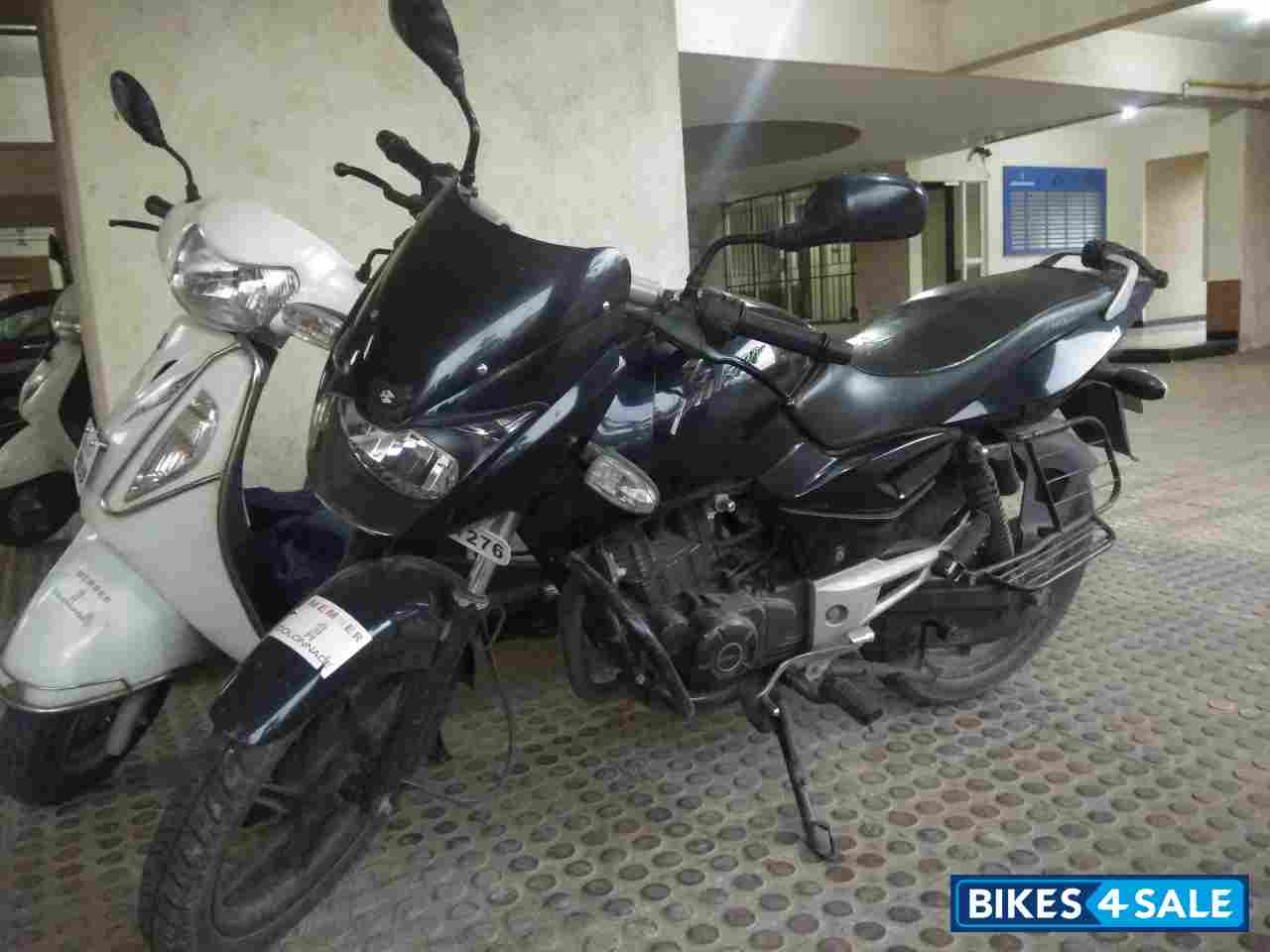 Black Bajaj Pulsar 150 DTSi