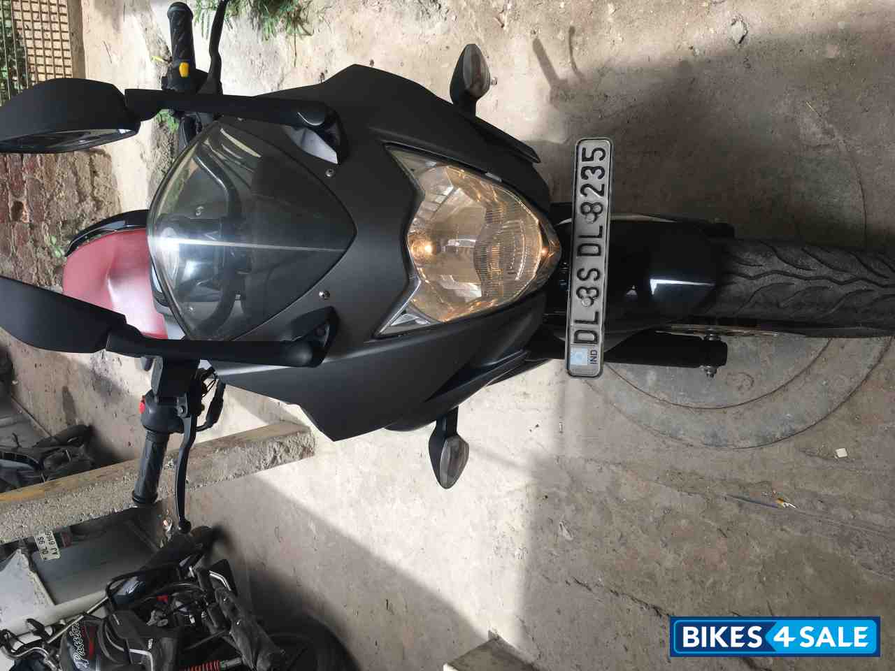 Gunmental Gray Suzuki Gixxer SF SP