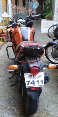 Orange Yamaha Fazer