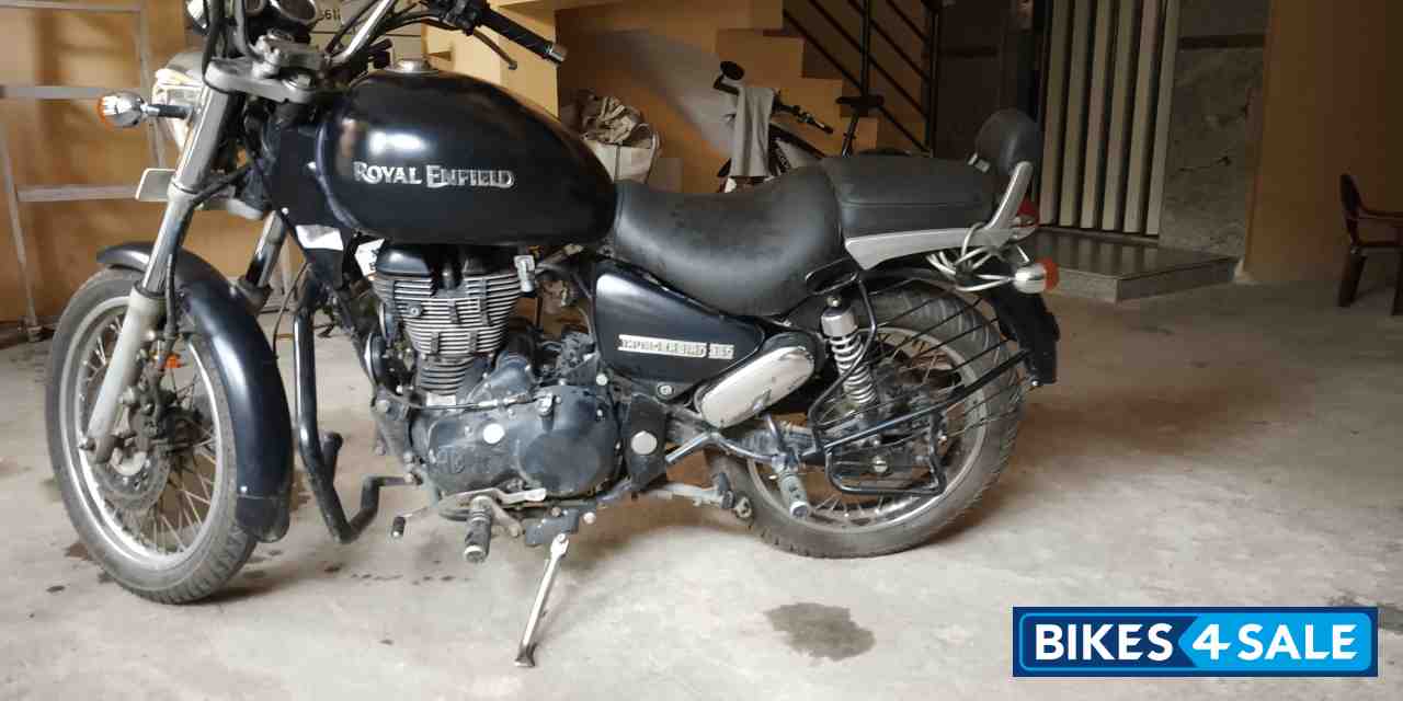 Matte Black Royal Enfield Thunderbird 350