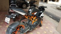 Black KTM RC 200