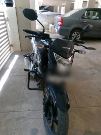 Blue Honda CB Hornet 160R