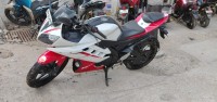 White Red Yamaha YZF R15 V2