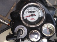 White Royal Enfield Classic 350