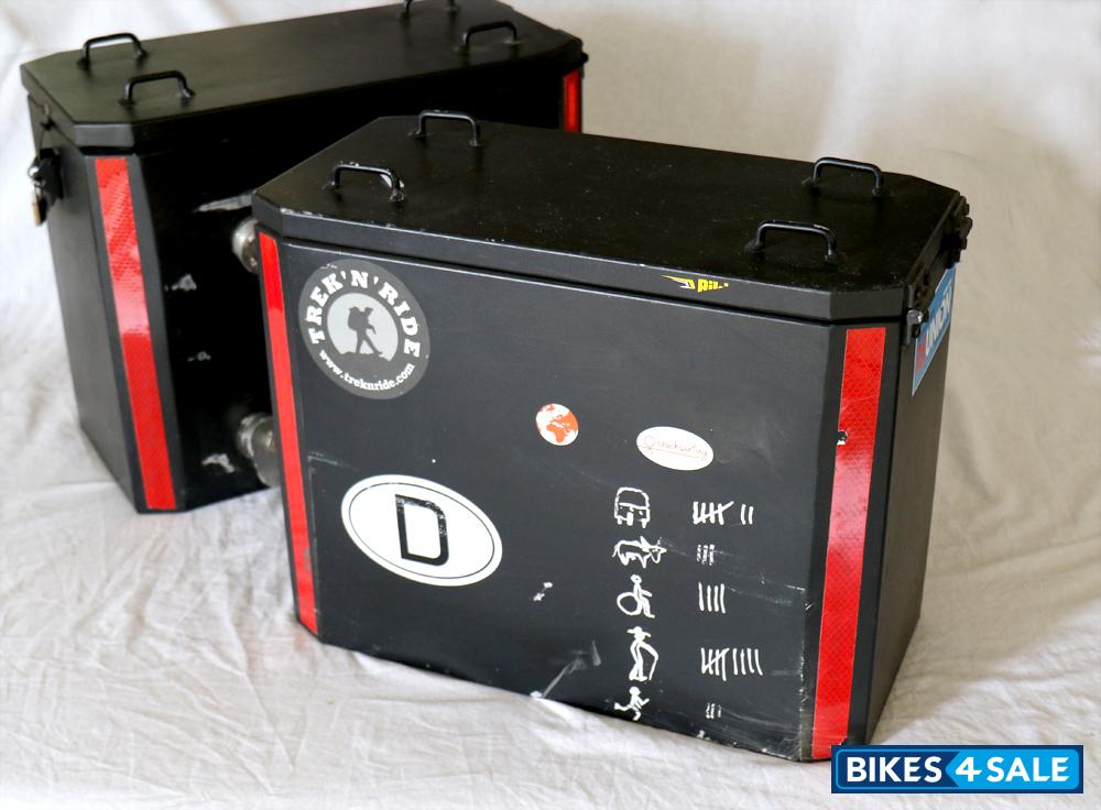 Stone Black Royal Enfield Thunderbird 500 Stone Black Royal Enfield Thunderbird 500