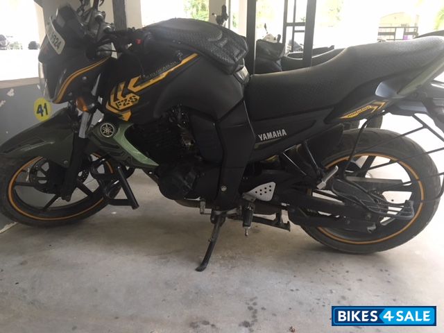 Yamaha FZ-S