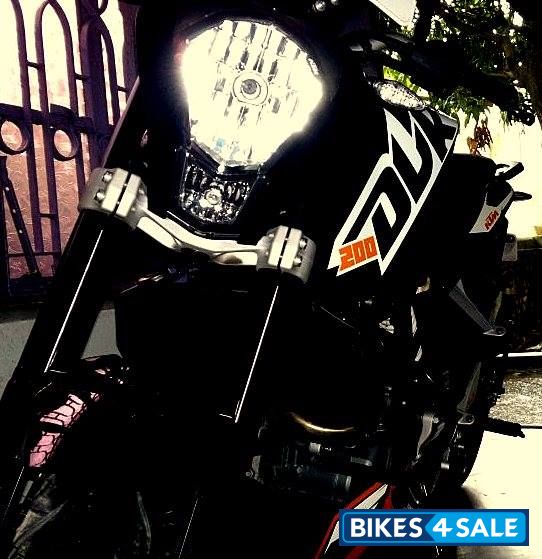 KTM Duke 200