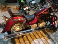 Red Hyosung Aquila GV250