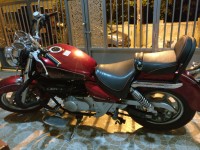 Red Hyosung Aquila GV250