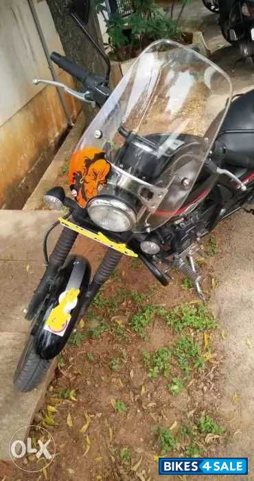 Bajaj Avenger Street 220