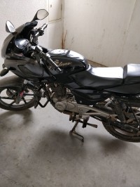 Bajaj Pulsar 220F 2013 Model