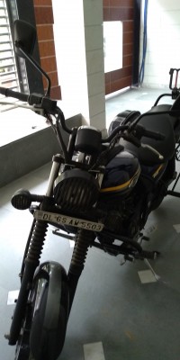 Blue Bajaj Avenger Street 150