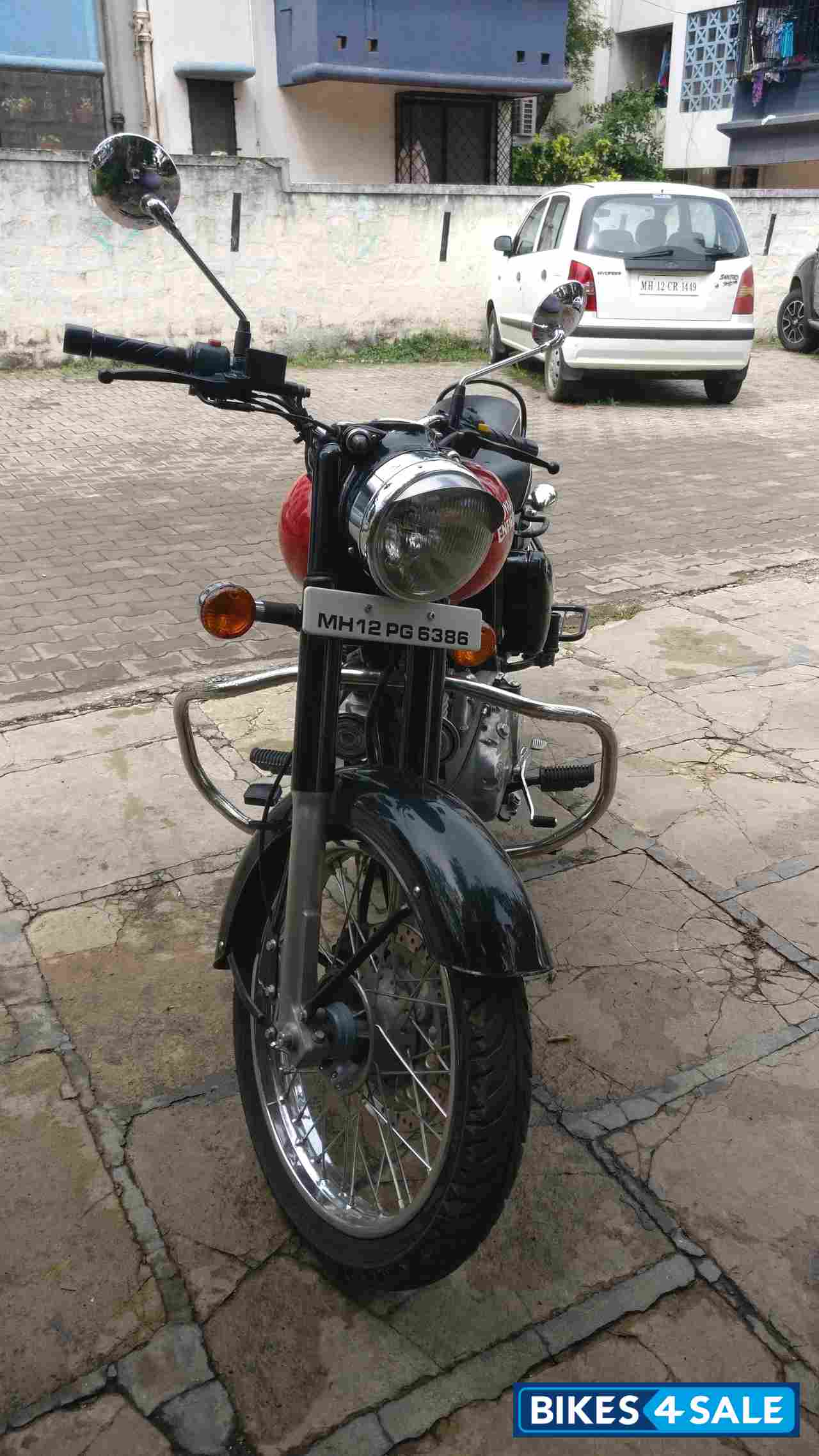 Redditch Red Royal Enfield Classic 350