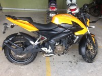 Bajaj Pulsar 200 NS