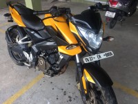 Bajaj Pulsar 200 NS