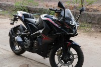 Bajaj Pulsar RS 200 2016 Model