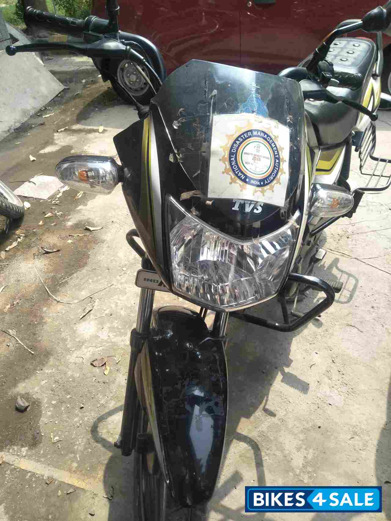 Green And Black Colour TVS Star City