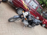 Black Royal Enfield Bullet Standard 500