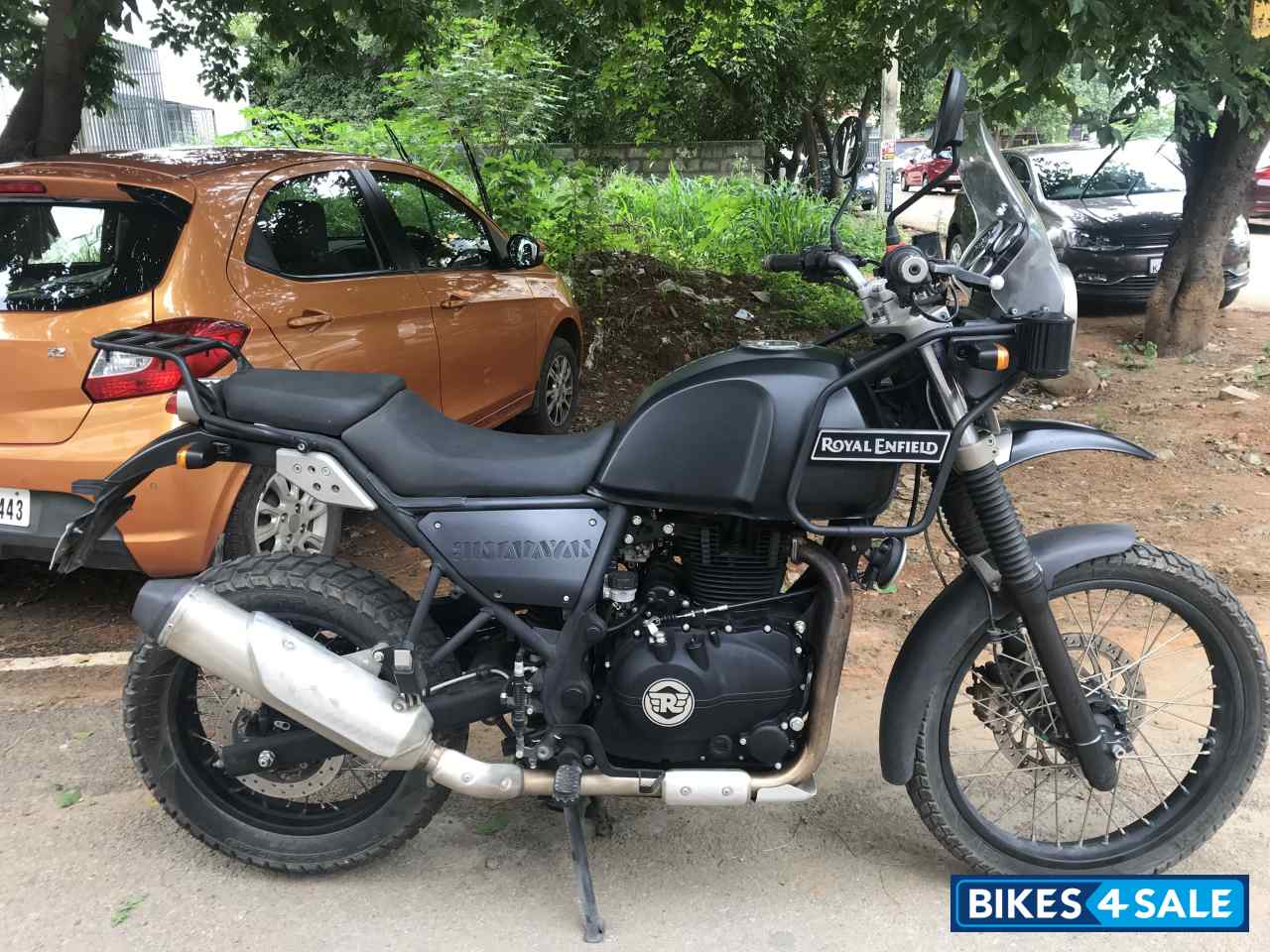 Matte Granite Black Royal Enfield Himalayan