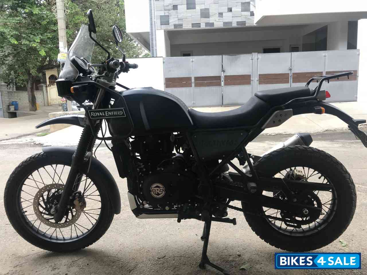 Matte Granite Black Royal Enfield Himalayan