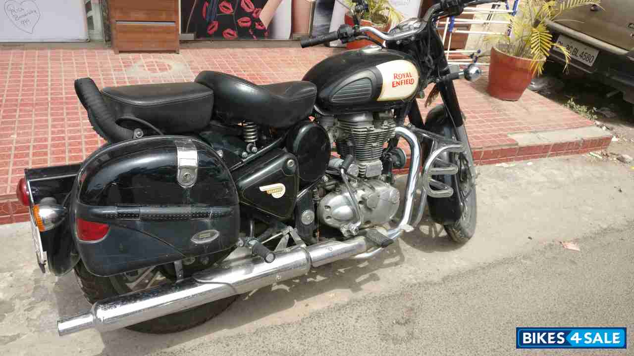 Royal Enfield Classic 350
