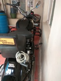 Black Royal Enfield Classic 350