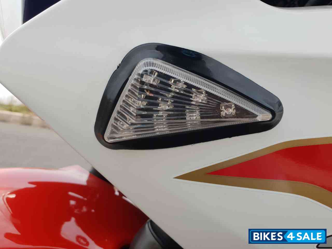 Tri Color Honda CBR 250R