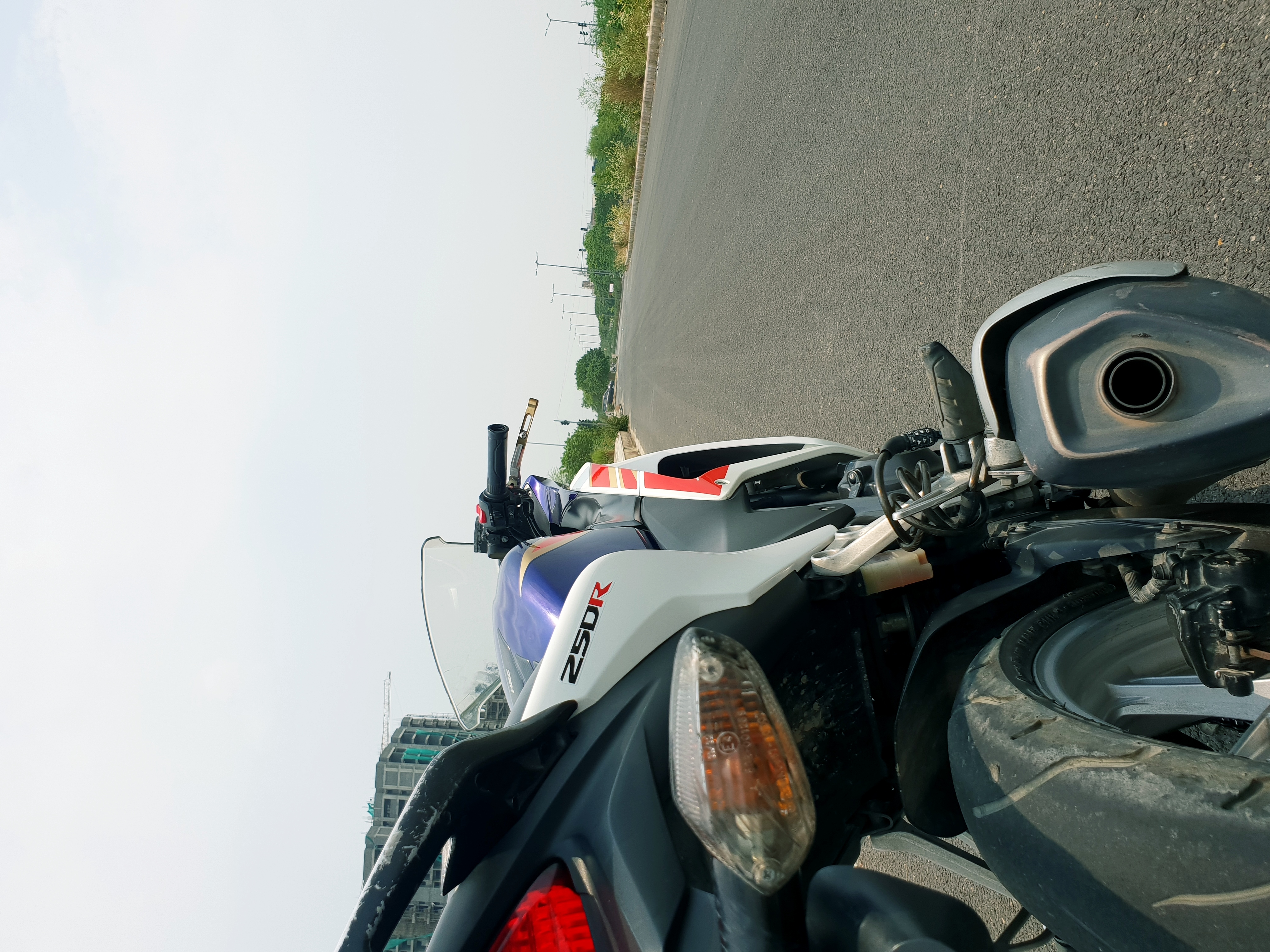 Tri Color Honda CBR 250R