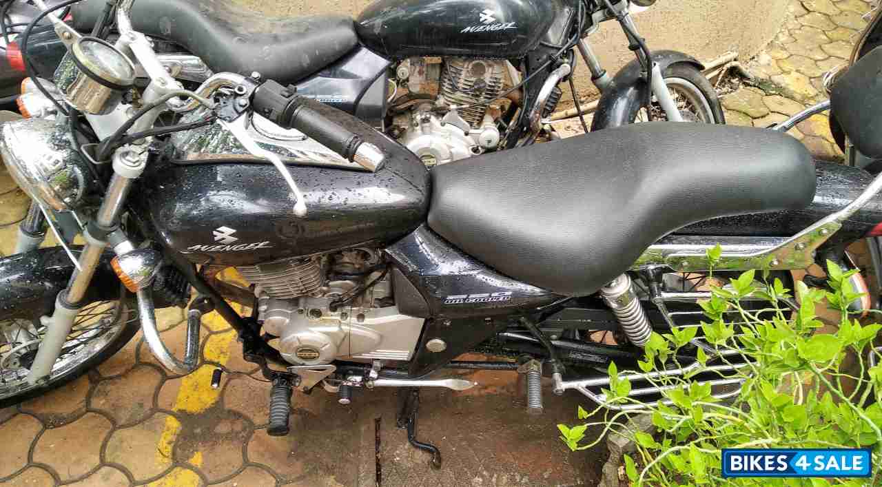 Bajaj Avenger 220 DTS-i Bajaj Avenger 220 DTS-i