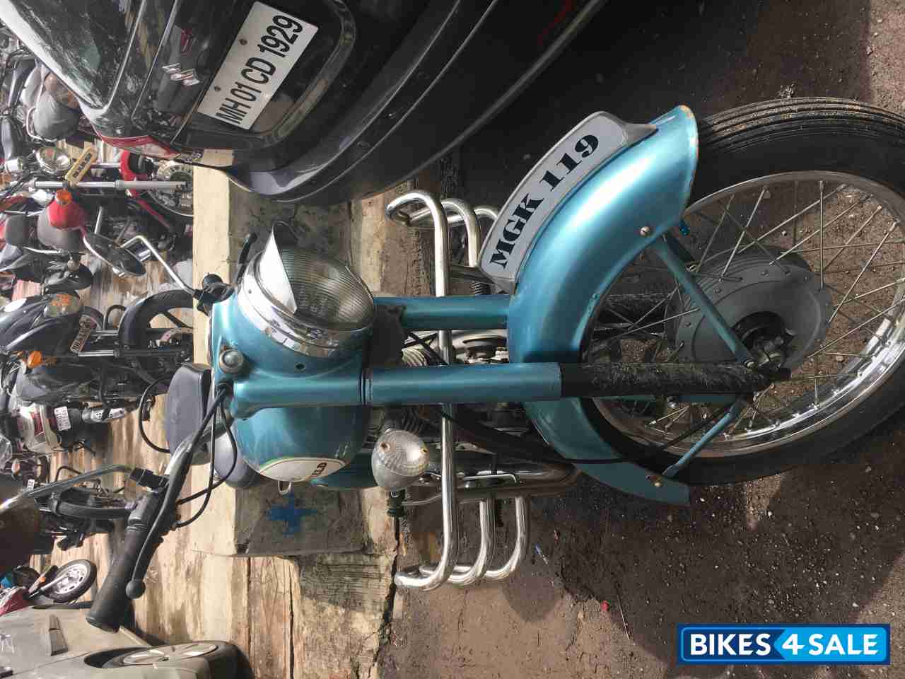 Royal Enfield Bullet Standard 350