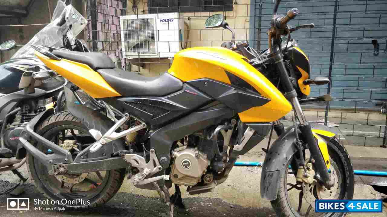 Bajaj Pulsar 200 NS Bajaj Pulsar 200 NS