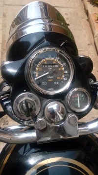 Black Royal Enfield Bullet Standard 350