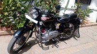 Black Royal Enfield Bullet Standard 350