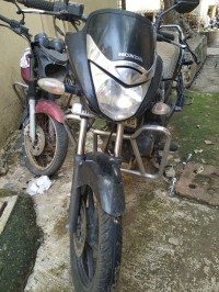 Black Honda CB Unicorn
