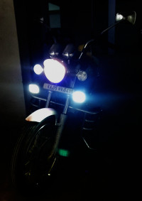 Silver Royal Enfield Thunderbird TwinSpark 350