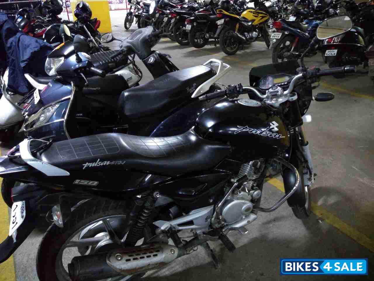 Black Bajaj Pulsar 150 DTSi