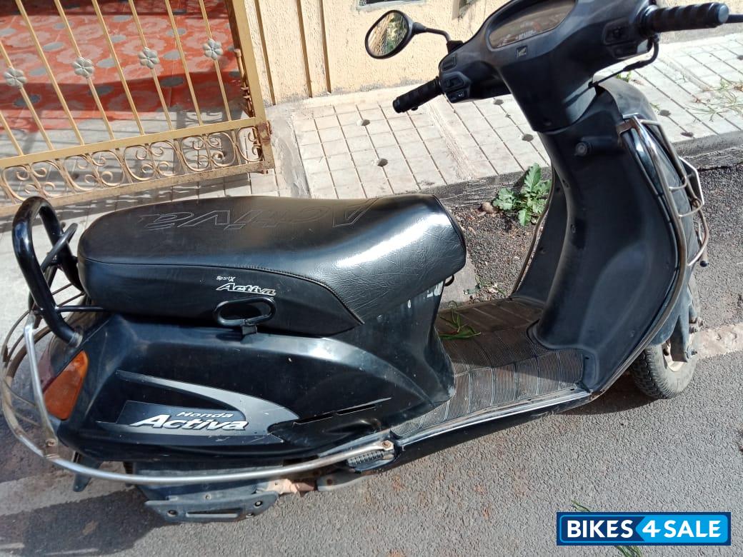 Black Honda Activa Black Honda Activa