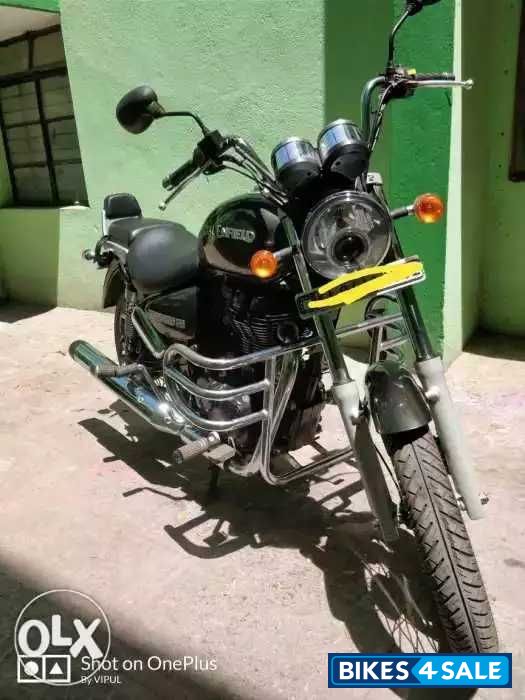 Lightning Royal Enfield Thunderbird 350