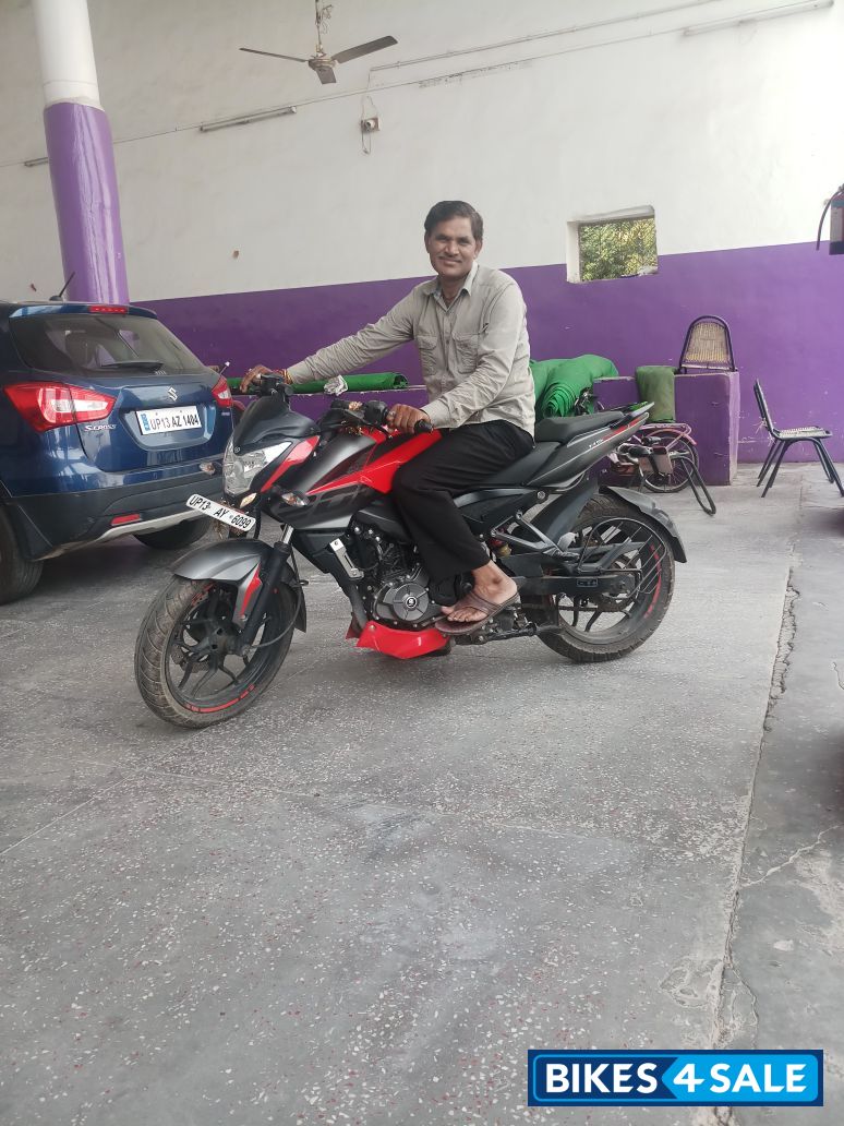 Bajaj Pulsar 200 NS