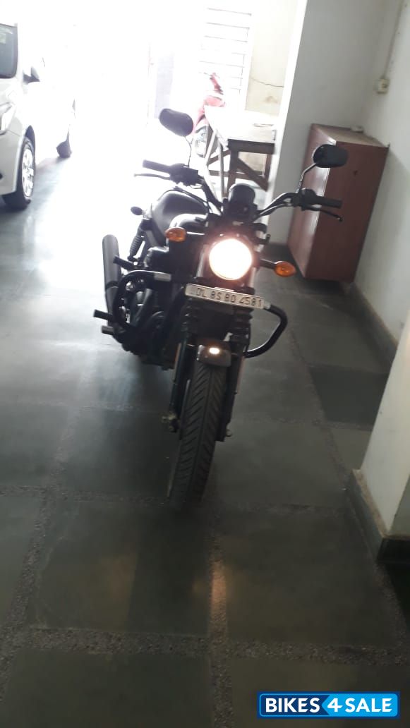 Vivid Black Harley Davidson Street 750