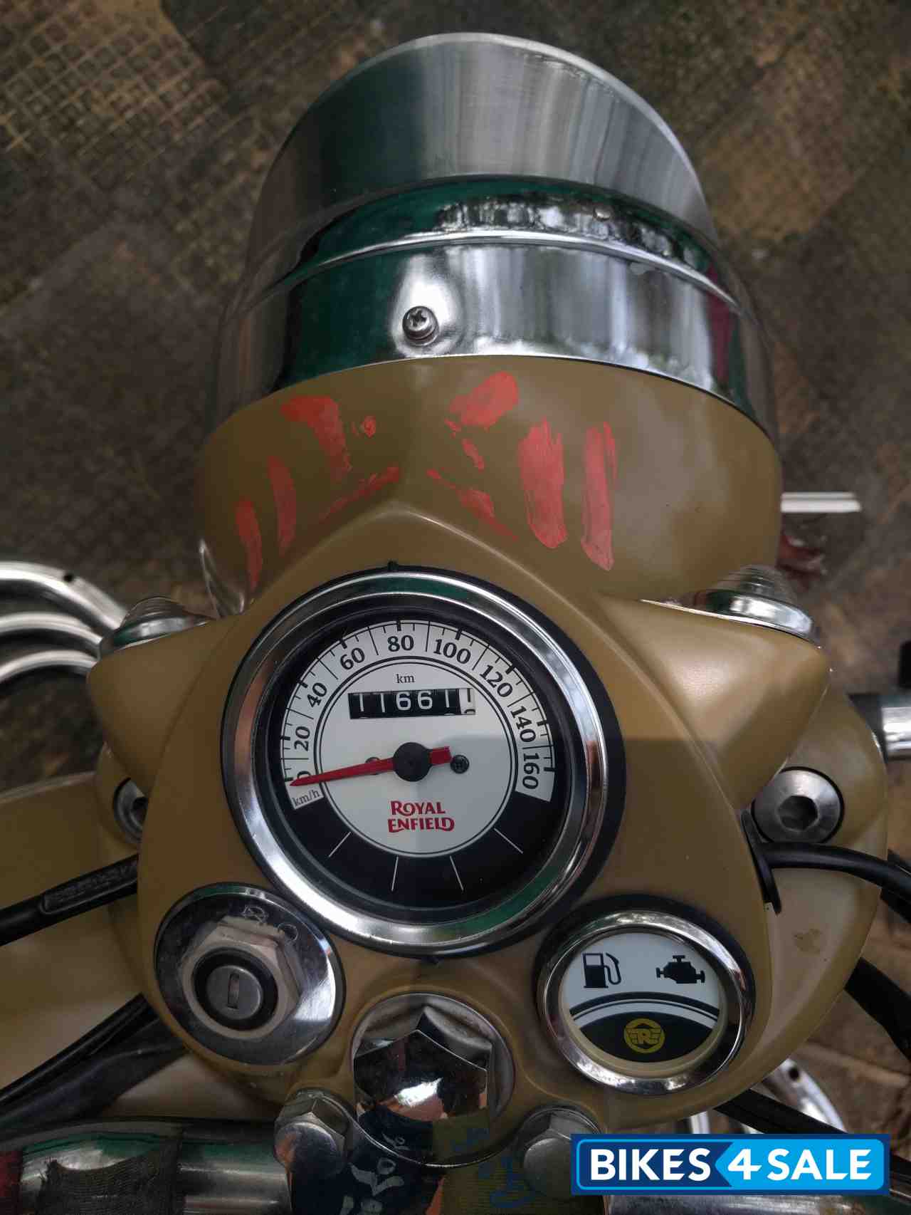 Royal Enfield Classic Desert Storm Royal Enfield Classic Desert Storm
