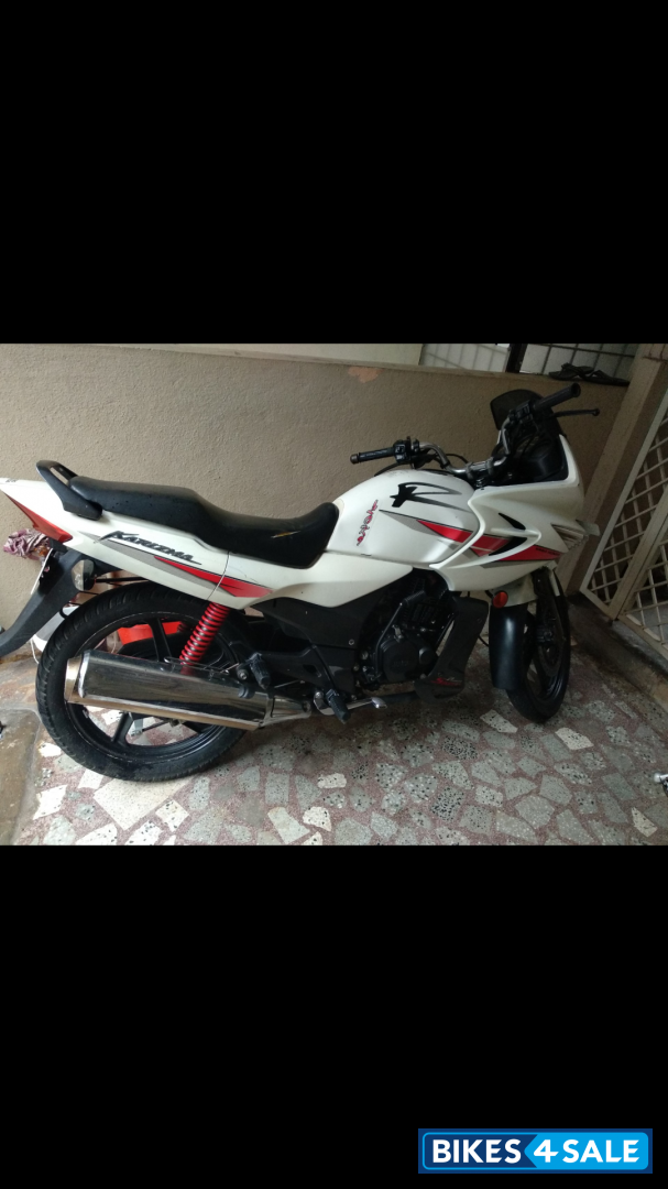 White Hero Karizma R
